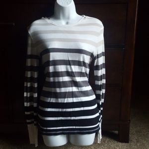 Large Arizona gradient striped top
